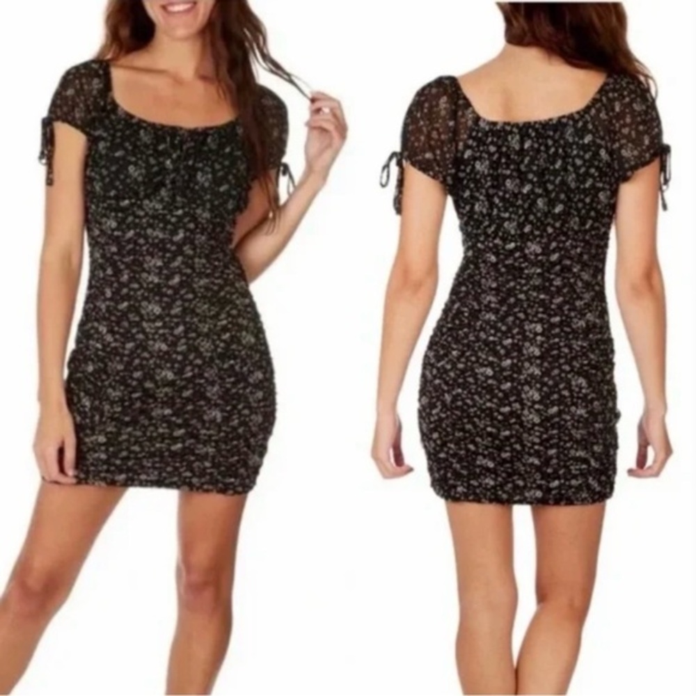 Ultra Flirt Black Floral Scoop-Neck Ruched Mini Dress